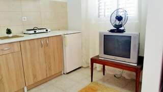 Гостевой дом Apartements MIRI Улцинь Улучшенный люкс с видом на море-16