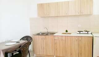 Гостевой дом Apartements MIRI Улцинь Улучшенный люкс с видом на море-5